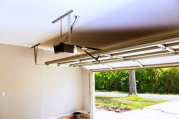 Top rated local Garage Door Panel Replacement specialists in Fort Bliss, TX